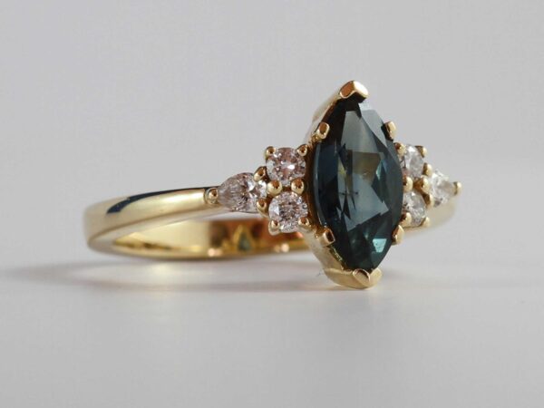 sapphire ring| Divine elements