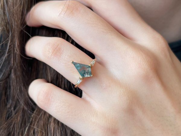 Amara - Kite Moss Agate and diamond ring